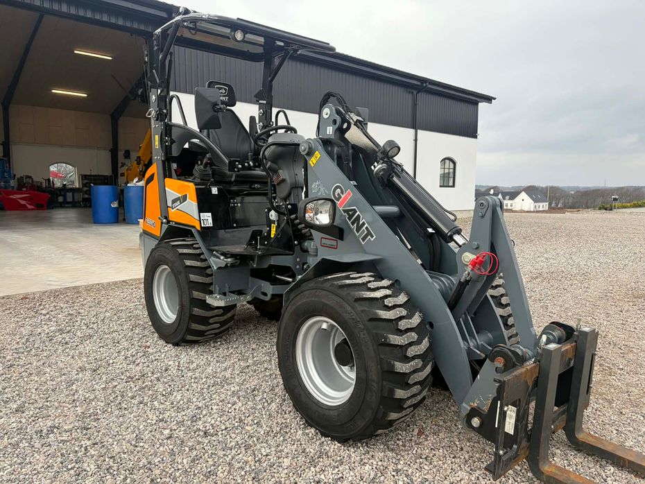 Giant G2500HD minilæsser - Læssemaskiner - Minilæssere - 7