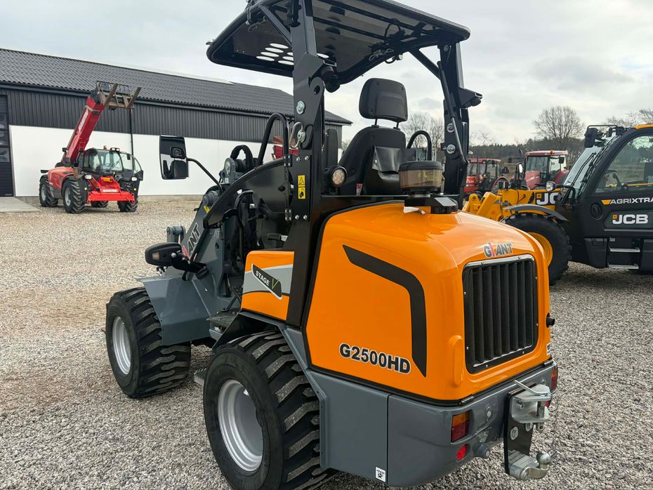 Giant G2500HD minilæsser - Læssemaskiner - Minilæssere - 14