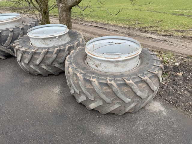 Trelleborg 540/65R30