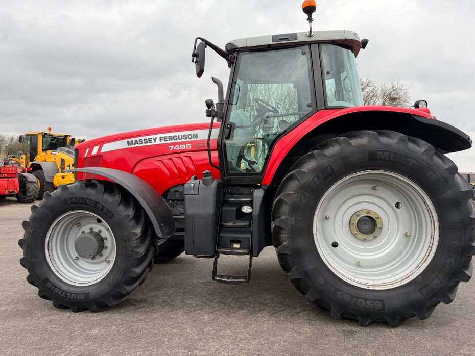 Massey Ferguson 7495 Dyna VT KUN 3000 TIMER OG TRIMBLE RTK AUTOSTYRING! - Traktorer - Traktorer 4 wd - 4