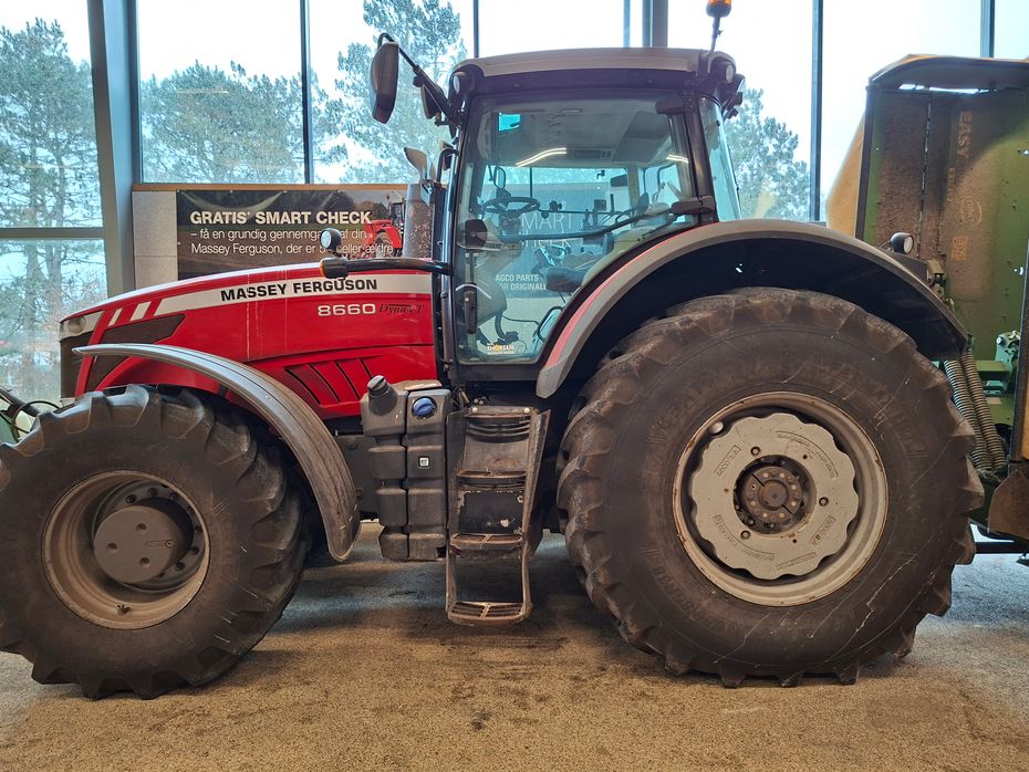 Massey Ferguson 8660 DYNA-VT - Traktorer - Traktorer 4 wd - 1