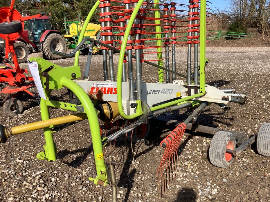 CLAAS Liner 420 Liner 420 - Hø- og halmhåndtering - River og vendere - 2