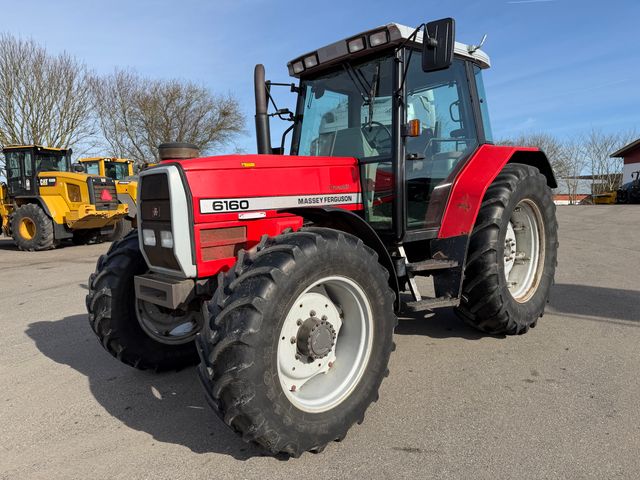 Massey Ferguson 6160