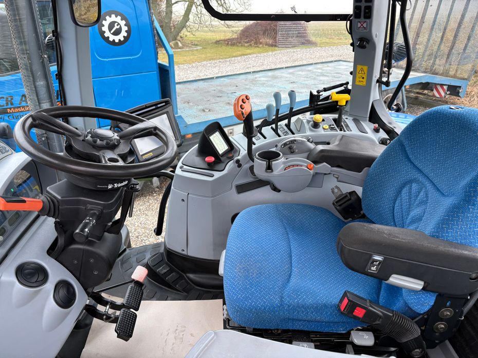 New Holland T7.220 - Traktorer - Traktorer 4 wd - 6