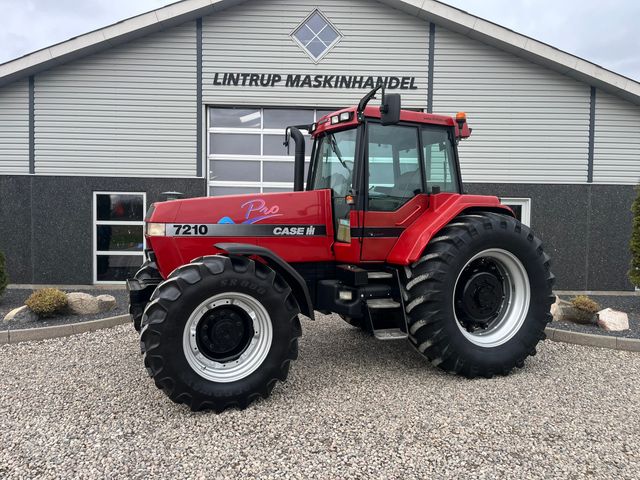 Case IH Magnum 7210 PRO
