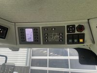 CLAAS AXION 850 CMatic med frontlift - Traktorer - Traktorer 4 wd - 8