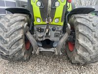 CLAAS AXION 850 CMatic med frontlift - Traktorer - Traktorer 4 wd - 4