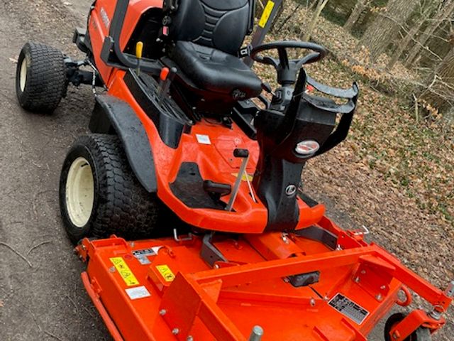 Kubota F3090