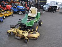 John Deere F725 Benzin