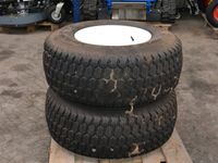Super Turf 33x12.50-16.5 R