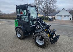 Pitbull X2745CRT m kabine