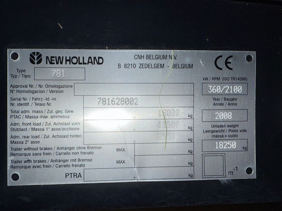 New Holland CR9080 + 30” VarioFeed - Høstmaskiner - Mejetærskere - 23