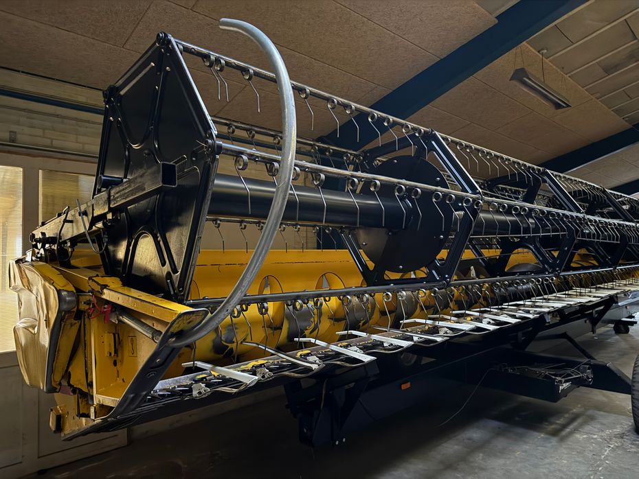 New Holland CR9080 + 30” VarioFeed - Høstmaskiner - Mejetærskere - 20