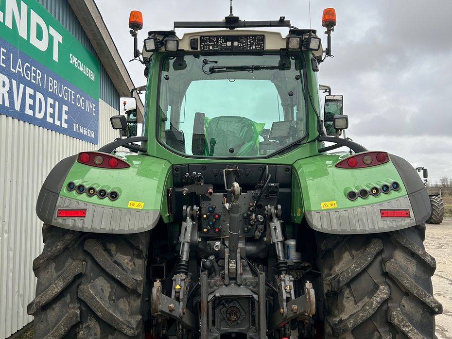 Fendt 724 Vario S4 Profi Plus Med Front PTO - Traktorer - Traktorer 4 wd - 6