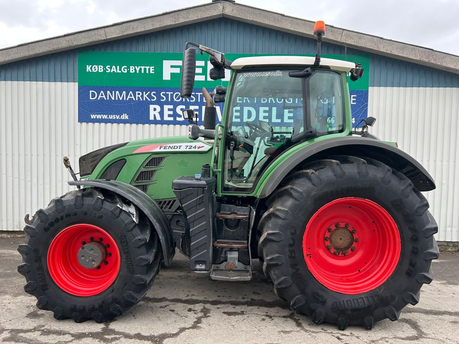 Fendt 724 Vario S4 Profi Plus Med Front PTO - Traktorer - Traktorer 4 wd - 1