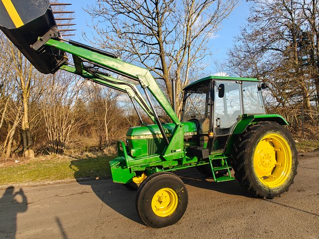 John Deere 1640
