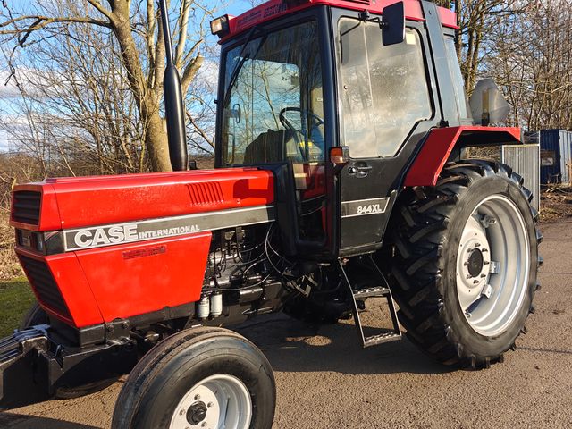 Case IH 844 XL