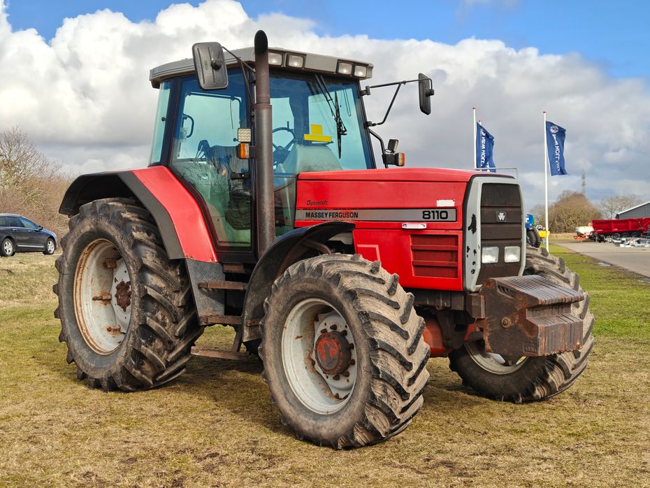 Massey Ferguson 8110 - Traktorer - Traktorer 4 wd - 2