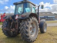 Massey Ferguson 8110 - Traktorer - Traktorer 4 wd - 3