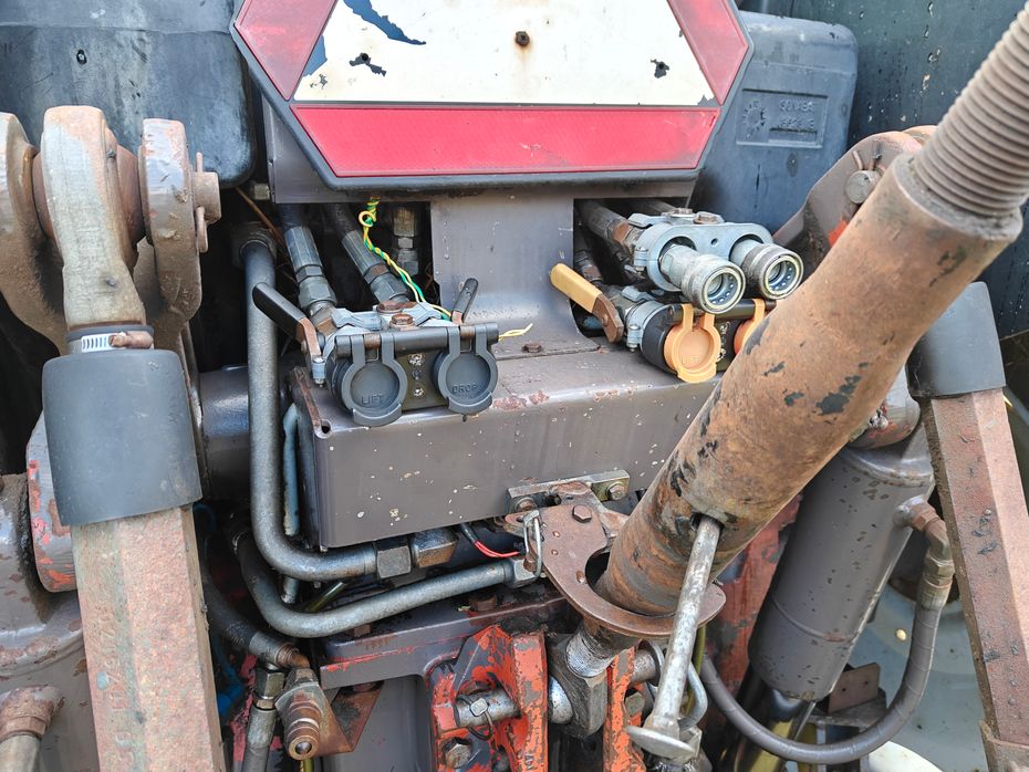 Massey Ferguson 8110 - Traktorer - Traktorer 4 wd - 20