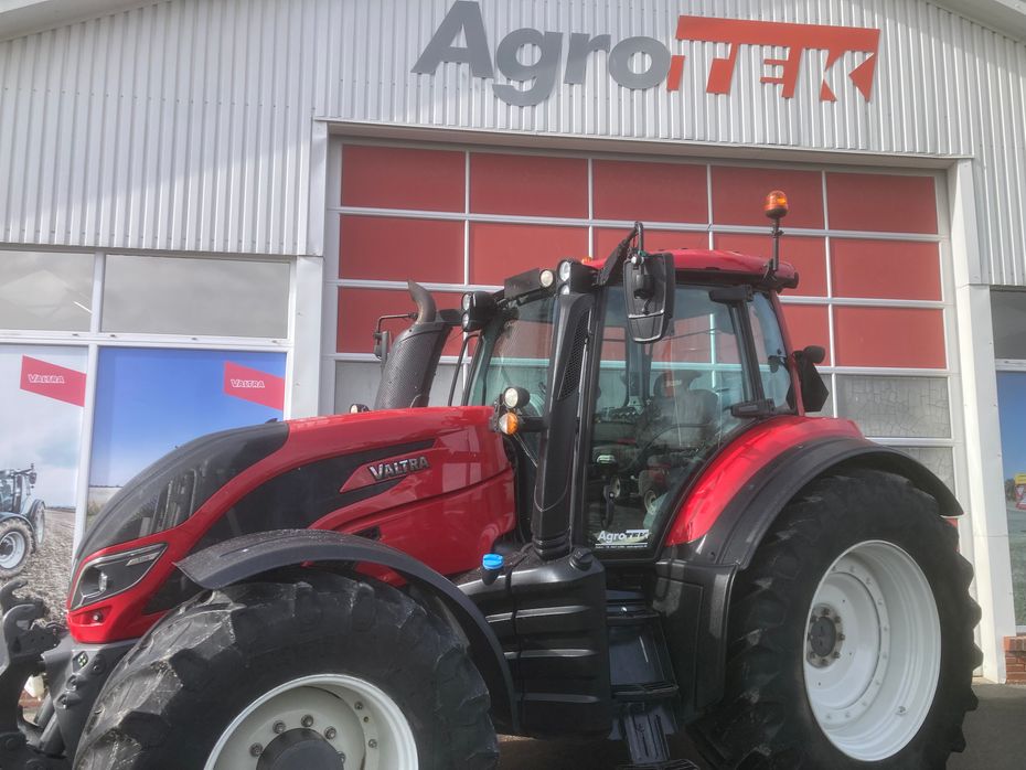 Valtra T214 Versu Versu - Traktorer - Traktorer 4 wd - 8