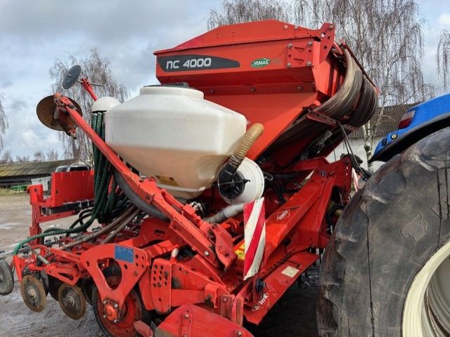 Kuhn NC 4000 Combiliner 