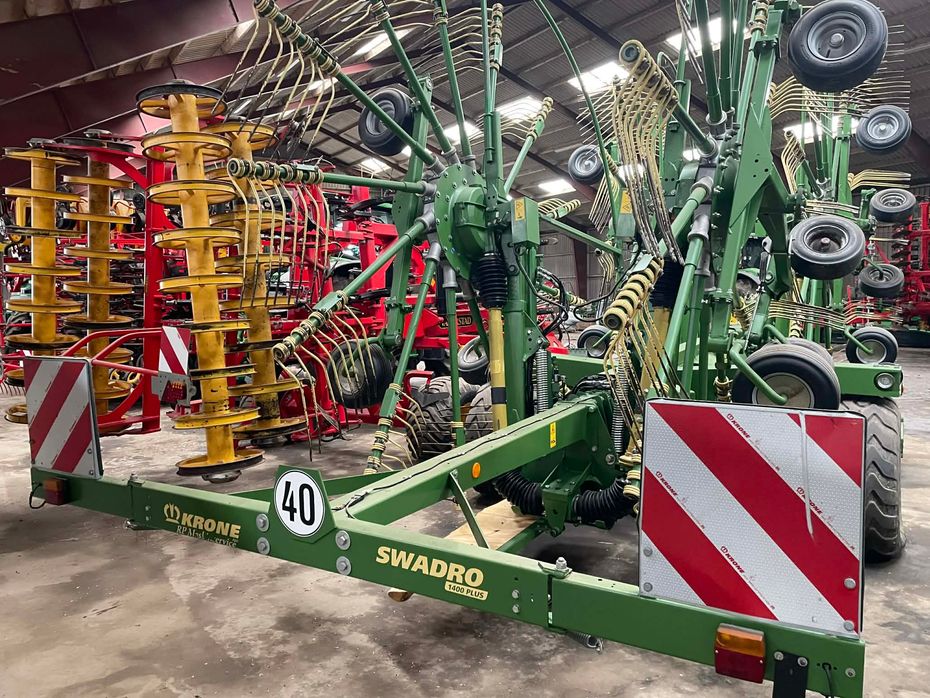 KRONE Swadro 1400 plus Model PLUS - Hø- og halmhåndtering - River og vendere - 3