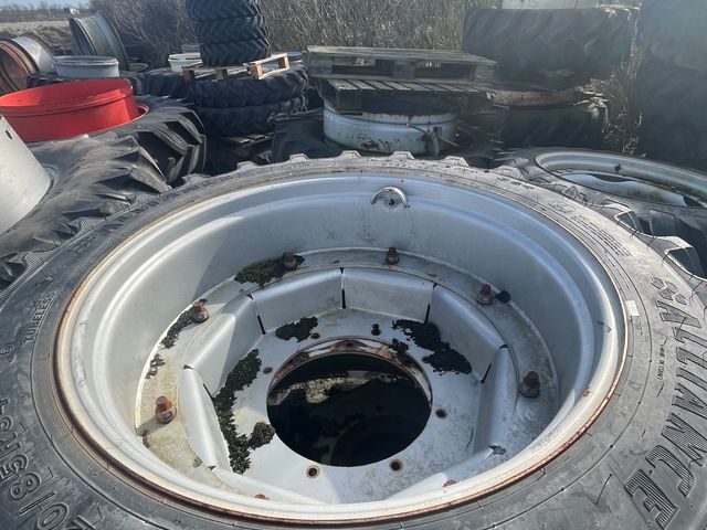 Alliance 380/90R46 + 320/85R34