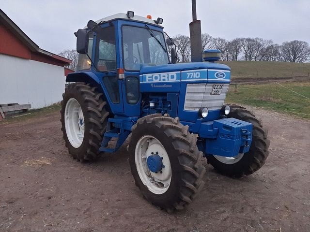 Ford 7710