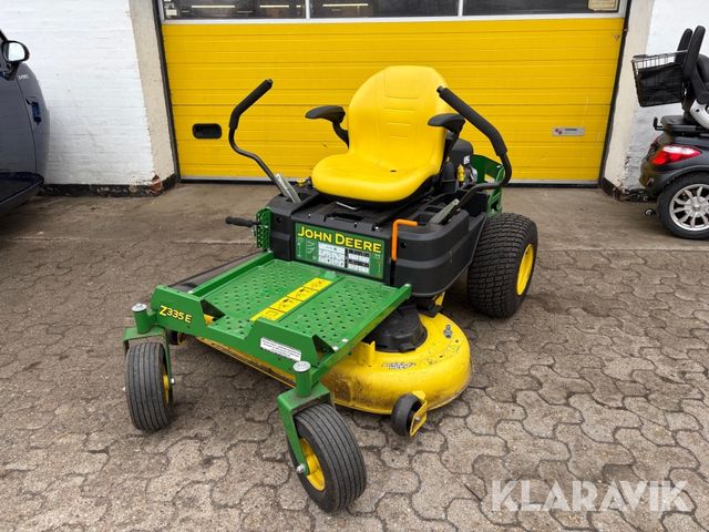 John Deere Z335E