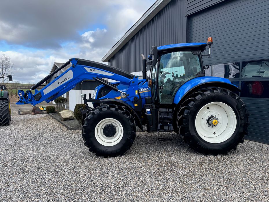 New Holland T7.215 S frontlift + frontlæsser, som ny - Traktorer - Traktorer 4 wd - 2