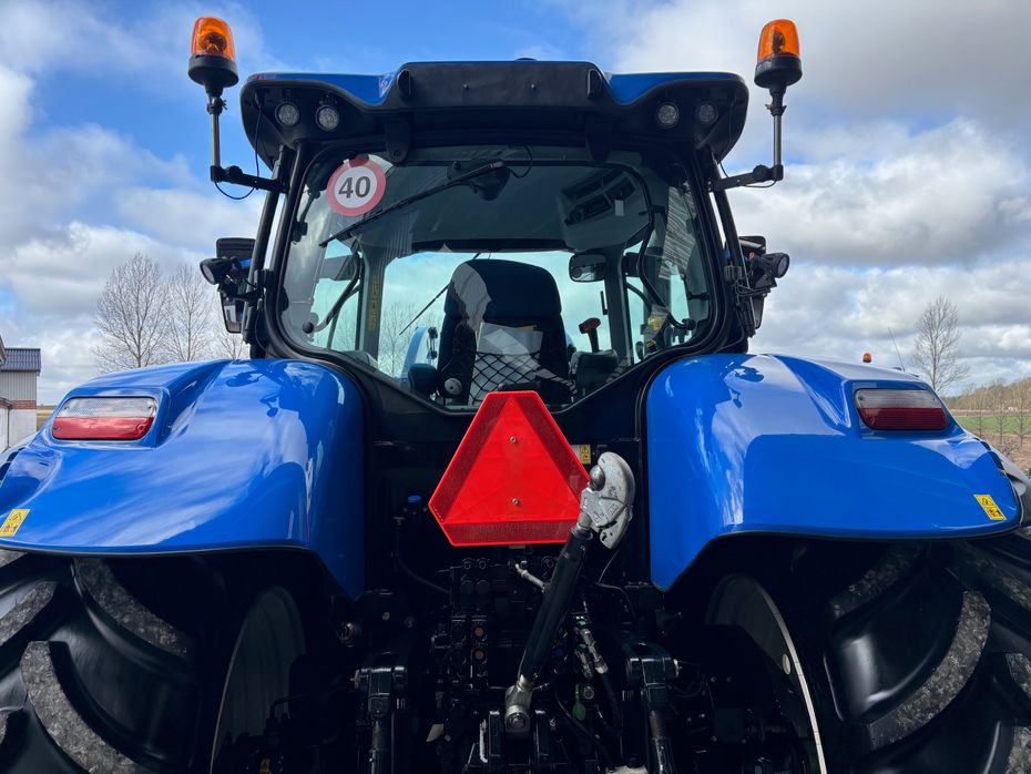 New Holland T7.215 S frontlift + frontlæsser, som ny - Traktorer - Traktorer 4 wd - 9