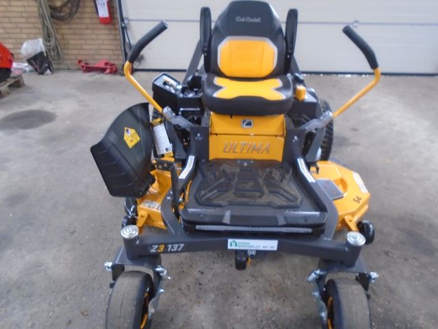 Cub Cadet Z3 137 cm Ny Model