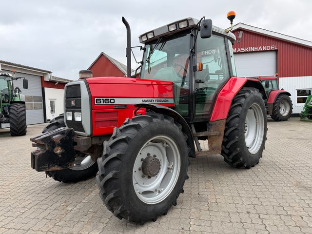 Massey Ferguson 6160
