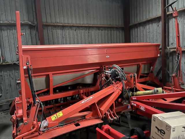Kuhn HR4003/Integra 4000