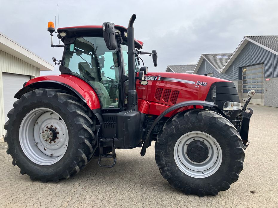 Case IH Puma 240 CVX - Traktorer - Traktorer 4 wd - 9