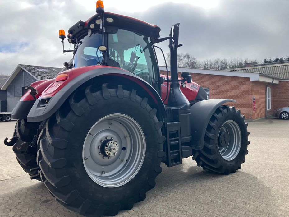 Case IH Optum 300 CVX - Traktorer - Traktorer 4 wd - 6