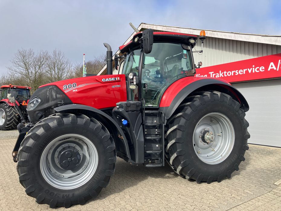 Case IH Optum 300 CVX - Traktorer - Traktorer 4 wd - 2