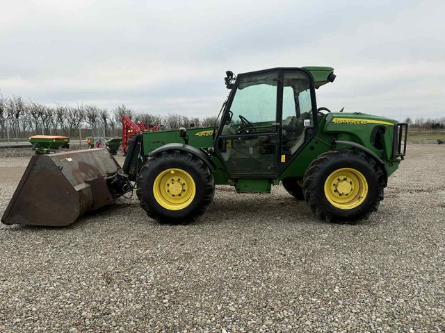 John Deere 3420