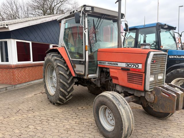 Massey Ferguson 3070