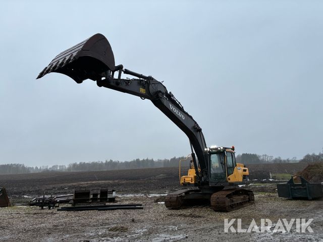 Volvo Excavator EC250DL