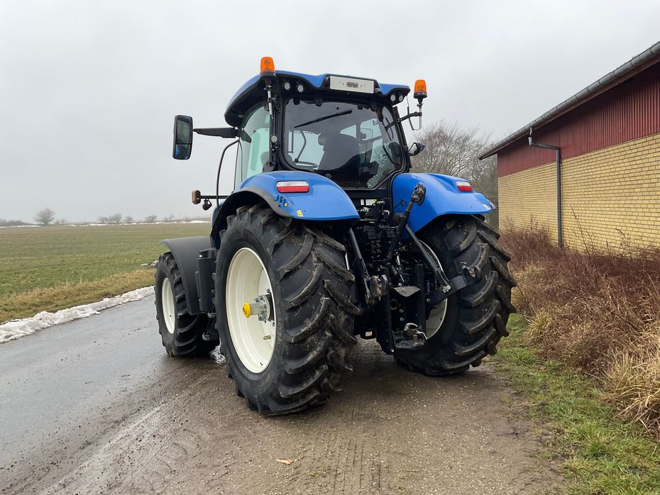 New Holland T7.230 PC - Traktorer - Traktorer 4 wd - 3