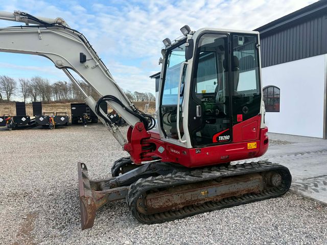 Takeuchi TB260
