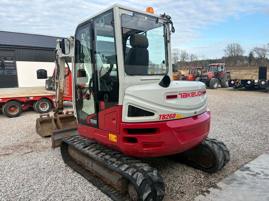 Takeuchi TB260 - Minigravere - 8