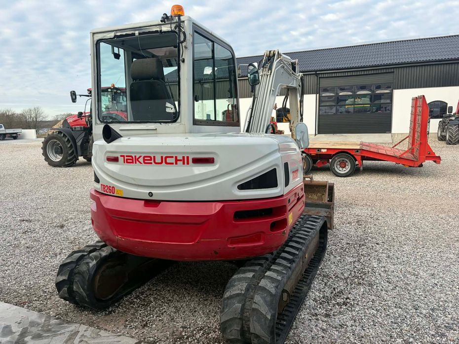 Takeuchi TB260 - Minigravere - 7