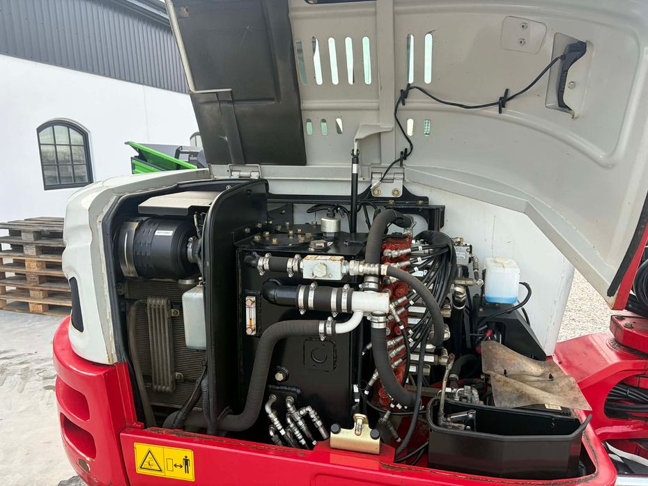 Takeuchi TB260 - Minigravere - 16
