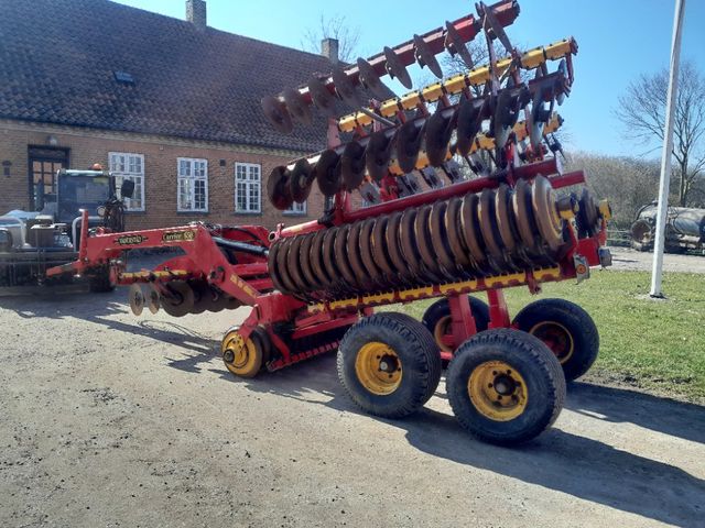 Väderstad Carrier CR 650