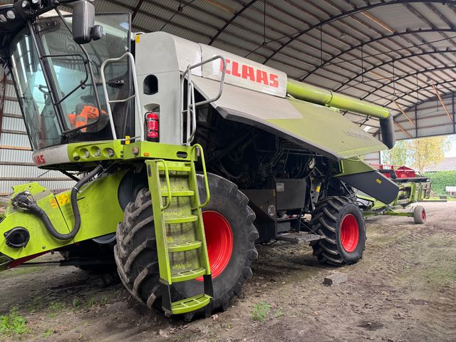 CLAAS LEXION 650