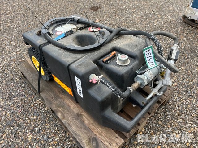 CEMO 95 Liter med pumpe og pistol