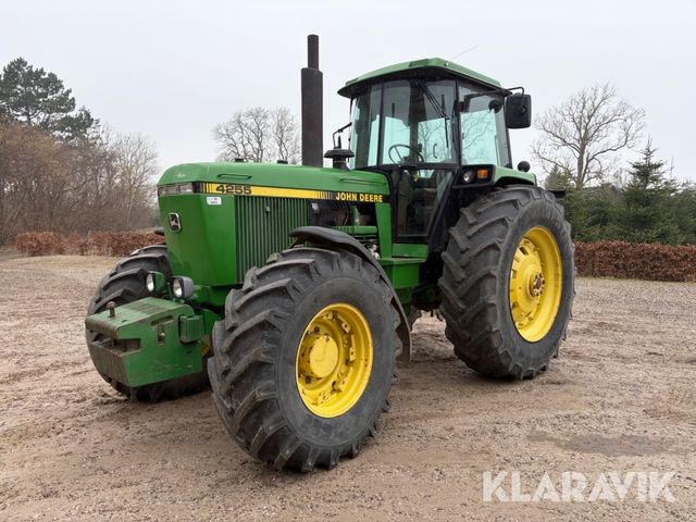 John Deere 4255